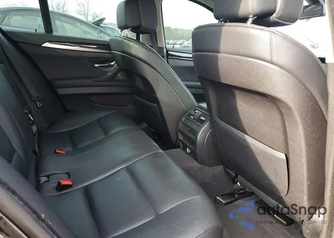 2013 BMW 535 Xi z USA, uszkodzony, nr VIN WBAFU7C51DDU77417